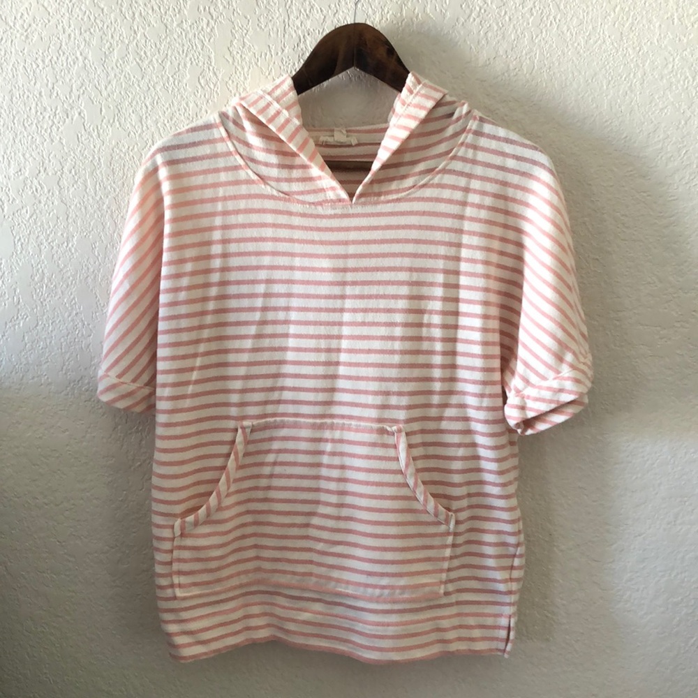 Lightweight sweater